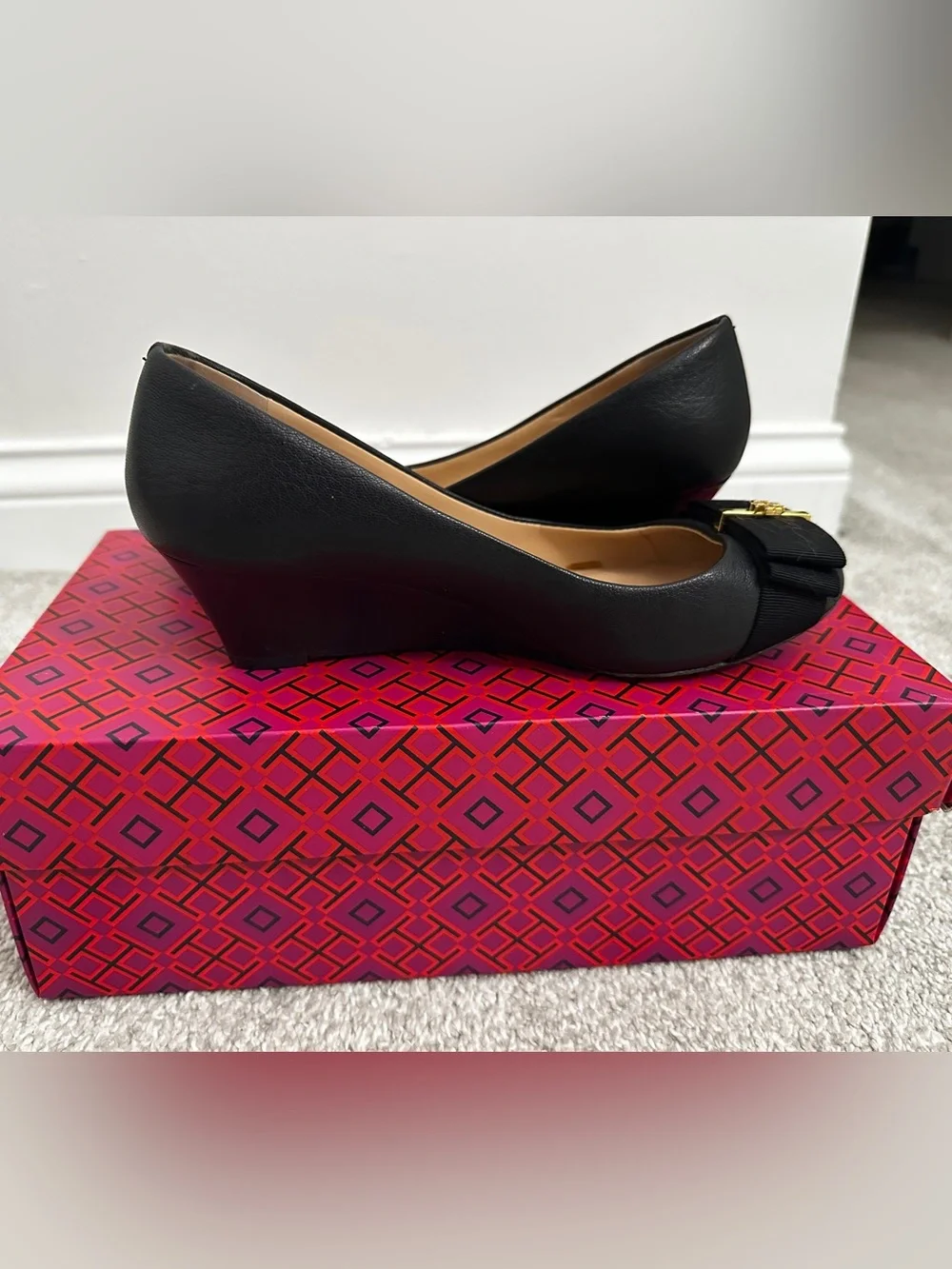 Tory Burch Black Leather Bow Ballet Flats with Gold Logo